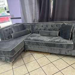 Sectional Couch Grey