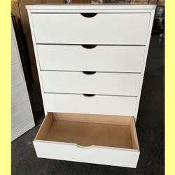 5 drawers dresser / Five drawers dresser