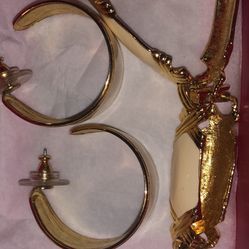 Bracket And Earrings Set