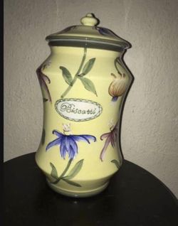 Vintage ceramic “hand painted for Nonni’s in China” cookie / biscotti jar Beautiful colors $20
