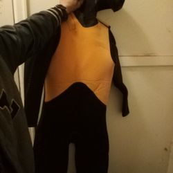 Double Layered Full Body In Hood Wetsuit Large And Really Thick