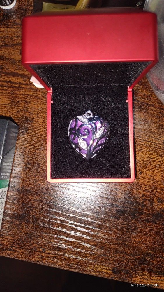 Glowing Heart Pendant