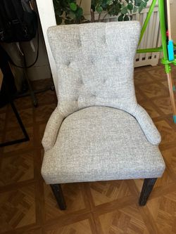 Vanity chair