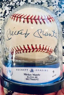 Mickey Mantle signed baseball with authenticity included
