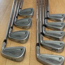 TITLEIST 990 DCI IRONS 2-PW