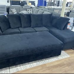 New Super Comfy USA Made All Black Sectional Sofa Couch *Ottoman Sold Separately*