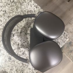 Essentially New Apple AirPod Max