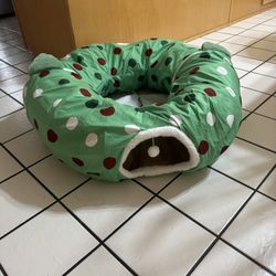 Christmas tree skirt cat tunnel