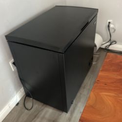 Figidaire 7CU Deep Freezer