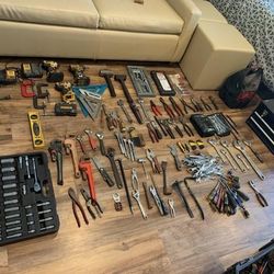 Tools Boxes And Impacts Included 