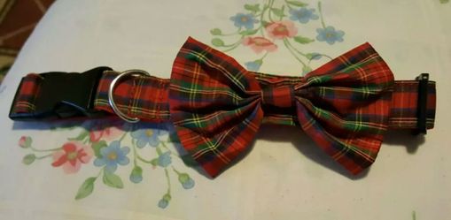 Dog collar bow