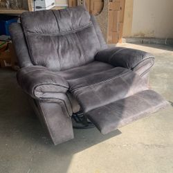 Swiveling Rocking Chair