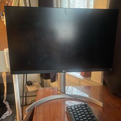 LG 27” 4K UHD monitor