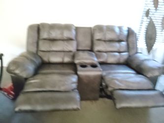 Loveseat recliner