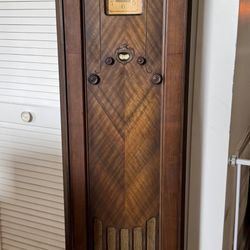 Antique 1931 Silvertone (Sears) Grandfather Clock Radio