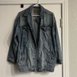Women’s Jean Jacket size S (OVERSIZED)