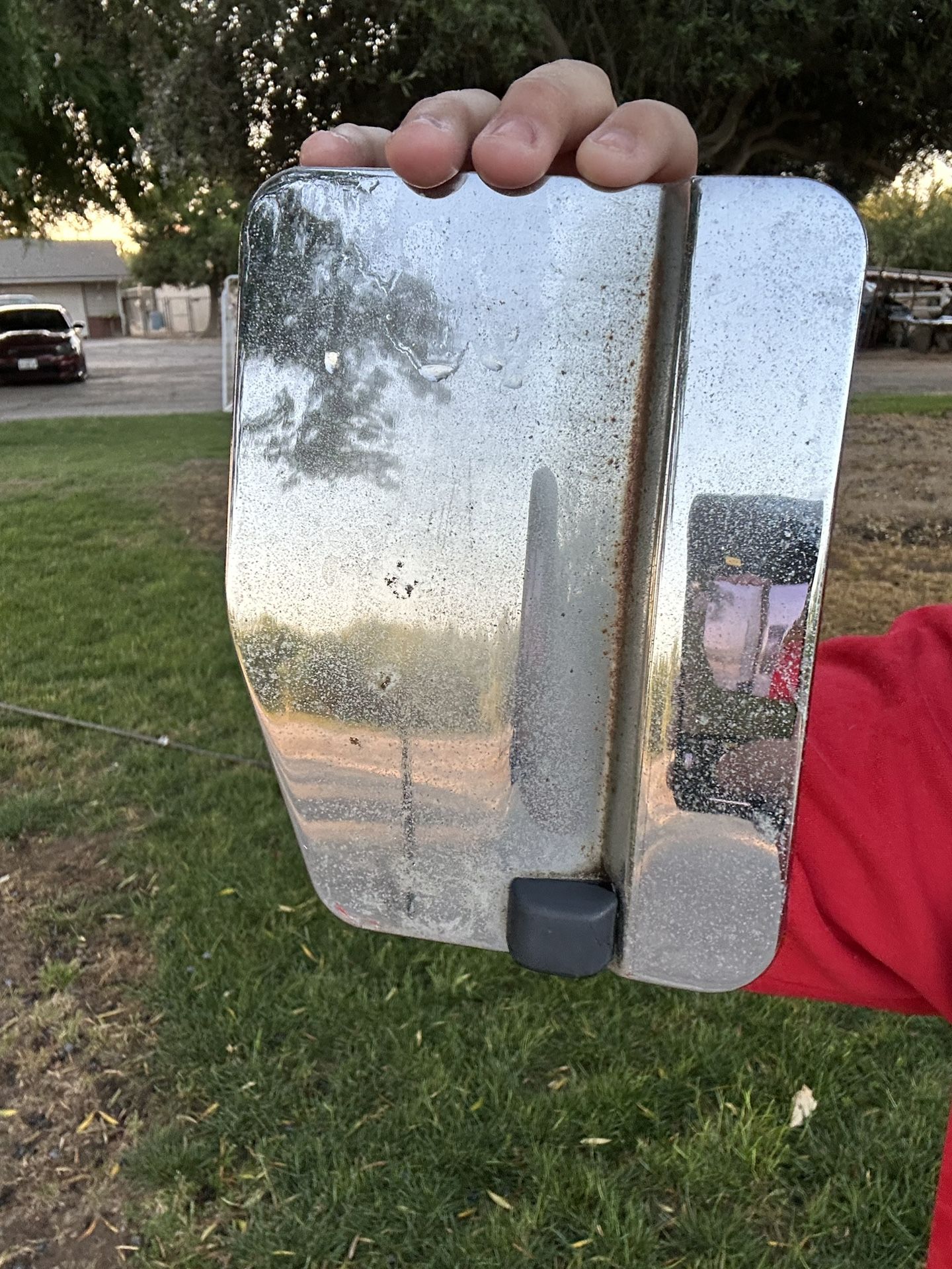 Gas Pump Cover Nissan