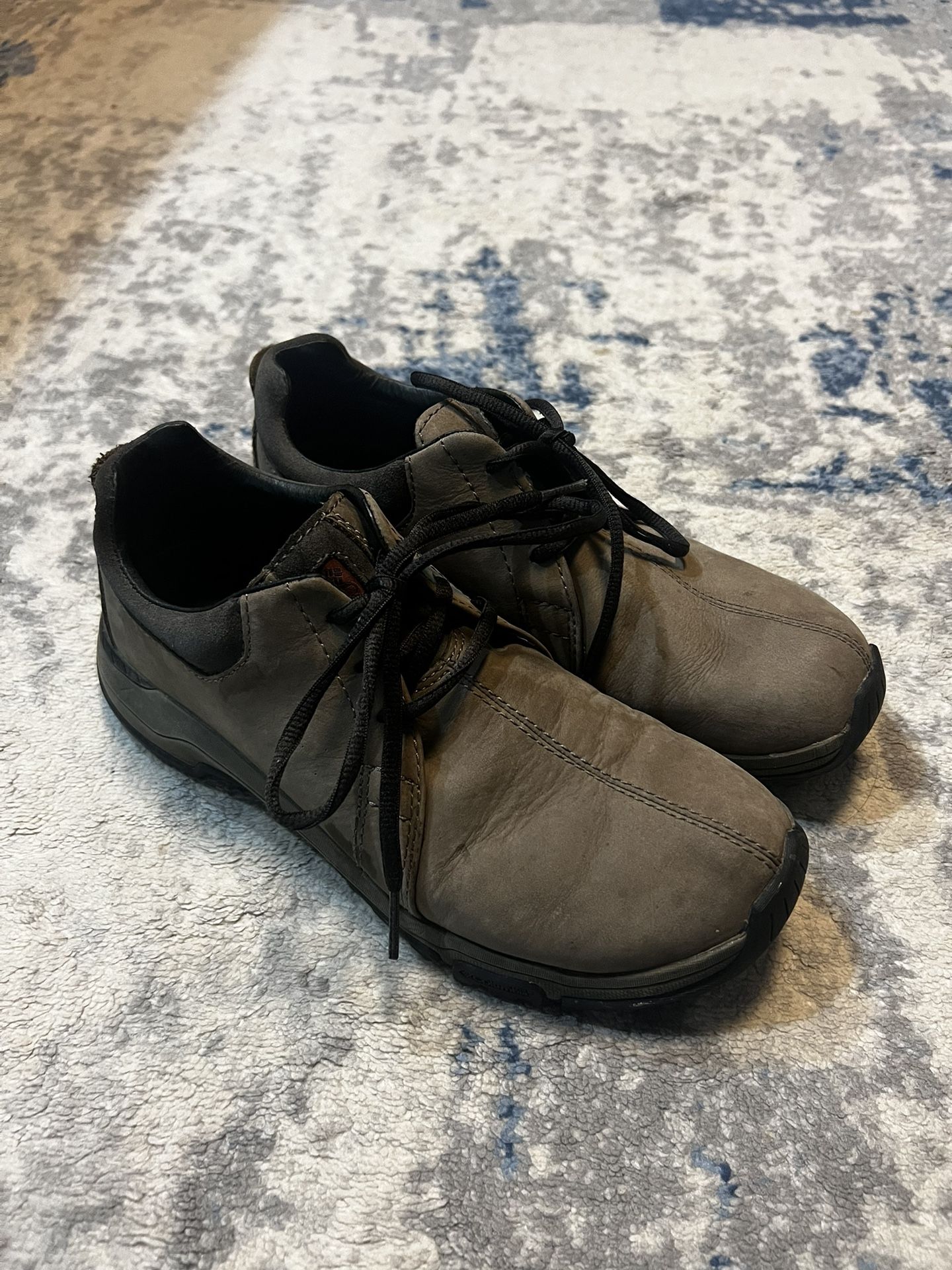 men's shoes