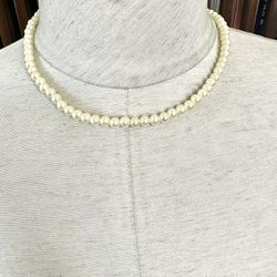 Faux Pearl Necklace 