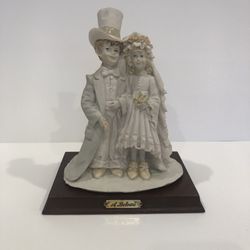 Vintage A. Belcari Bride And Groom Figurine 1985 Solid Wood Base 