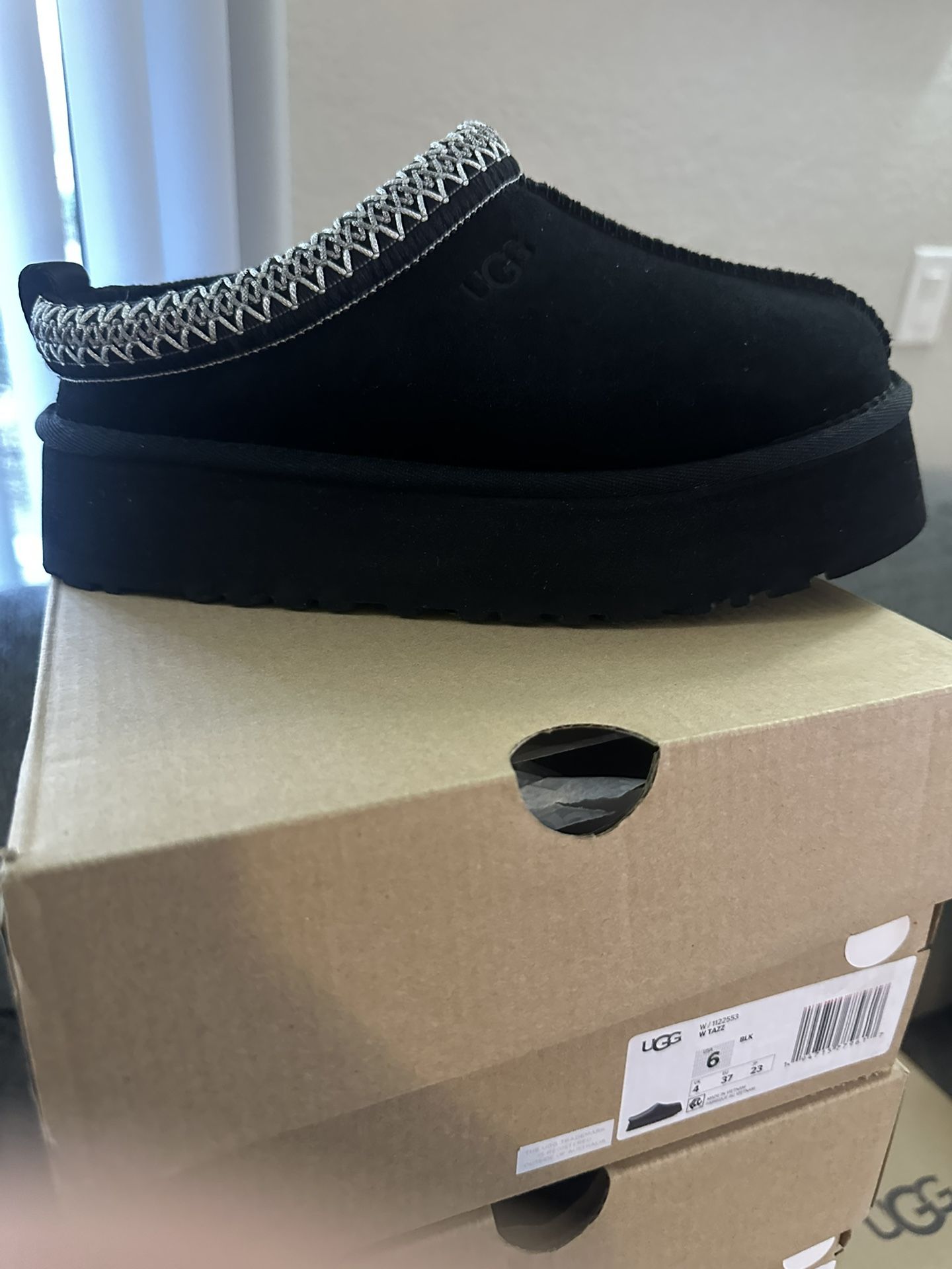 Real AUTHENTIC UGGS $100