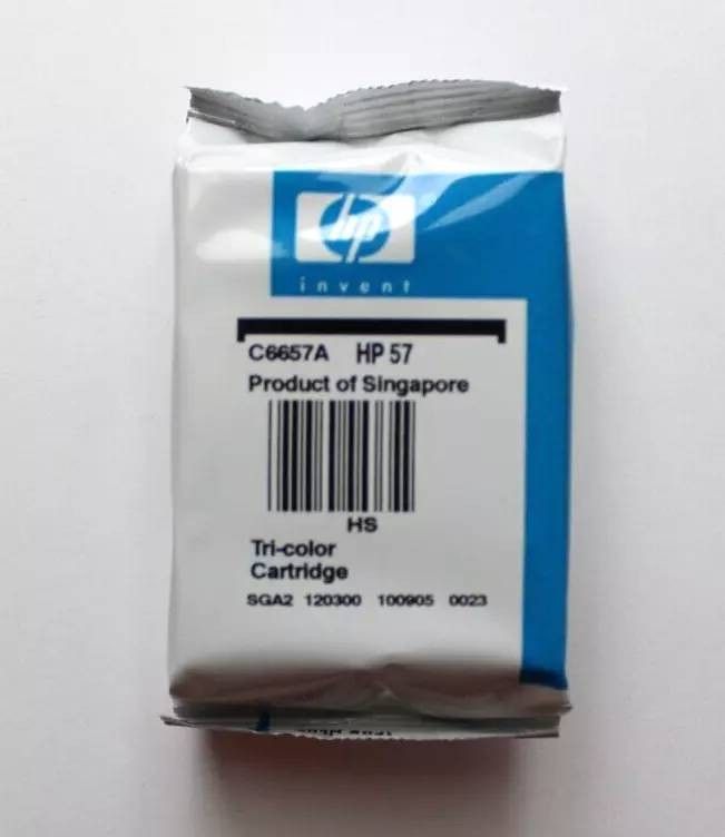 HP57 HP 57 tri-color ink cartridge(DeskJet (contact info removed) 9600 PhotoSmart 100 200 OfficeJet 4000 5500)