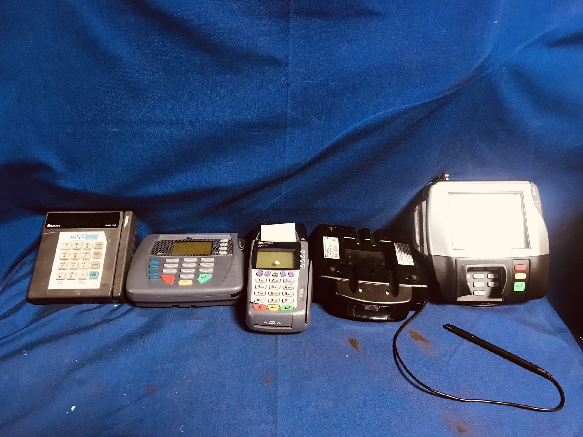 5 Verifone Omni 7000 Credit Card Terminals M077011/ MX880/Omni 3750/trans 330