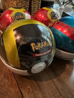 Pokemon TCG Poké Ball Tin Box w/ 3 Booster Packs SEALED / NEW