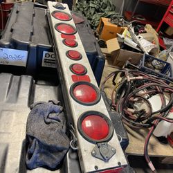 Heavy Duty Tow Truck, Towing Lights