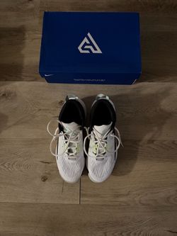 Nike Giannis Basketball Sneakers