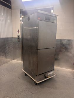 Heated Food Holding Cabinet Winston Cvap HA4022GE Moisture Control 120V