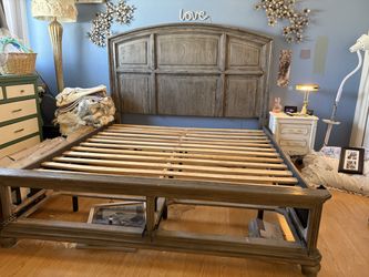 Victorian Bed Frame/3 Dressers bedroom set