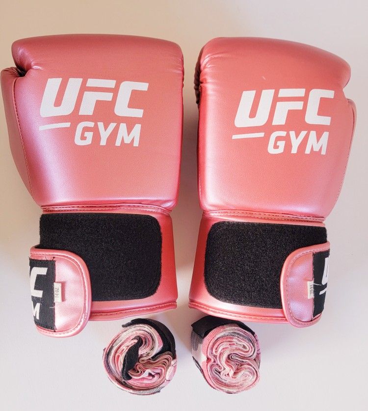 UFC Boxing Gloves with Wraps