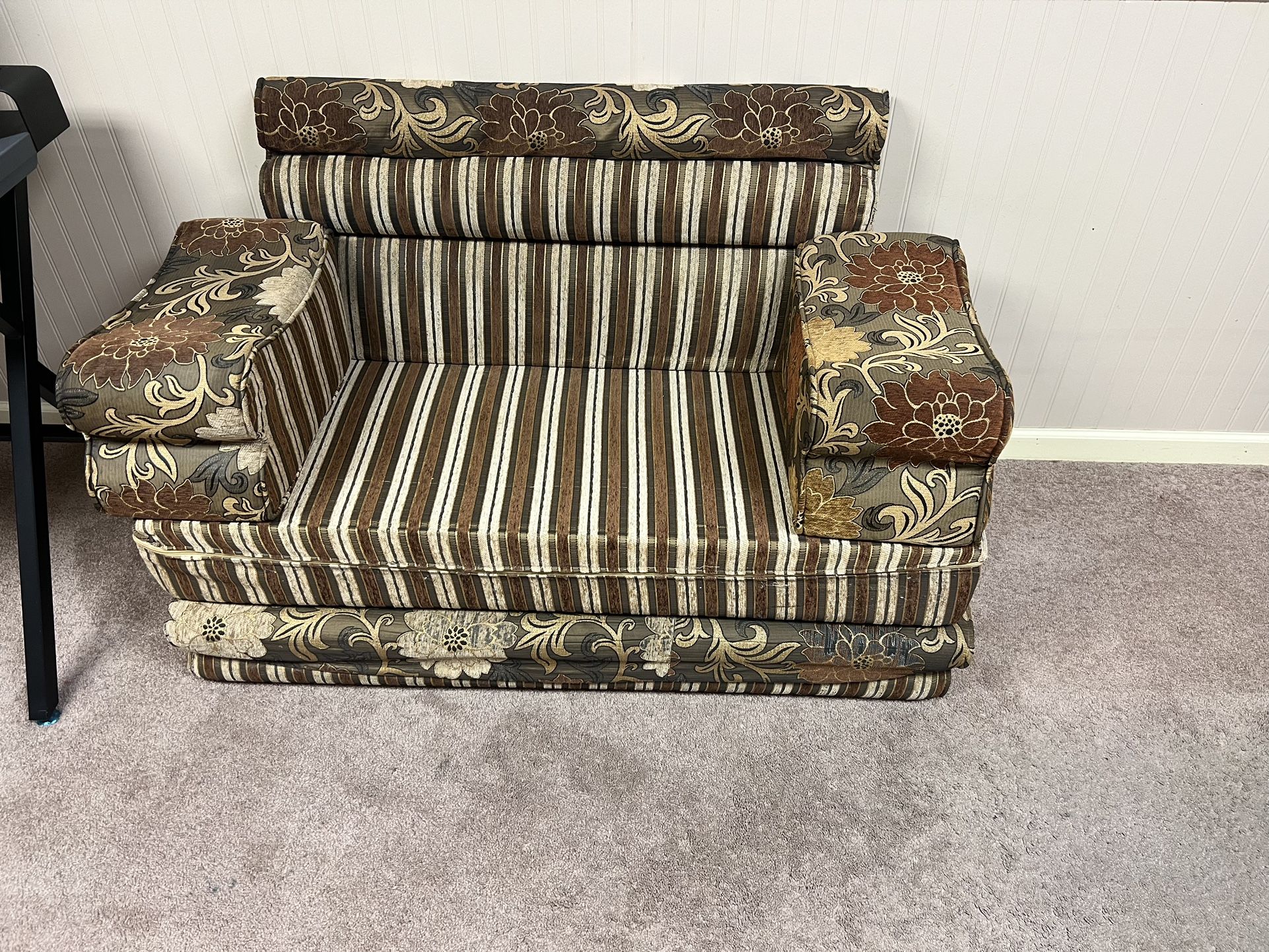 Middle Eastern Seating Room