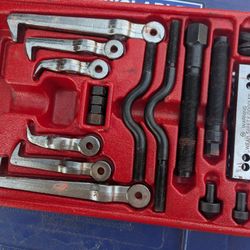 Snap  on CJ2002 Gear Puller Set