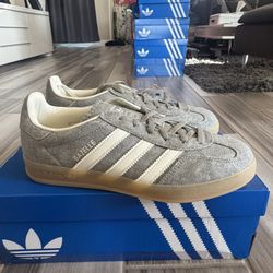 Adidas Women’s Originals Gazelle Indoor Canvas Shoes Sneakers - Grey White Gum - Size 6, 6.5, 7, 7.5, 8, 9, 10