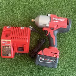 Milwaukee M18 Brushless 1/2 Impact Kit
