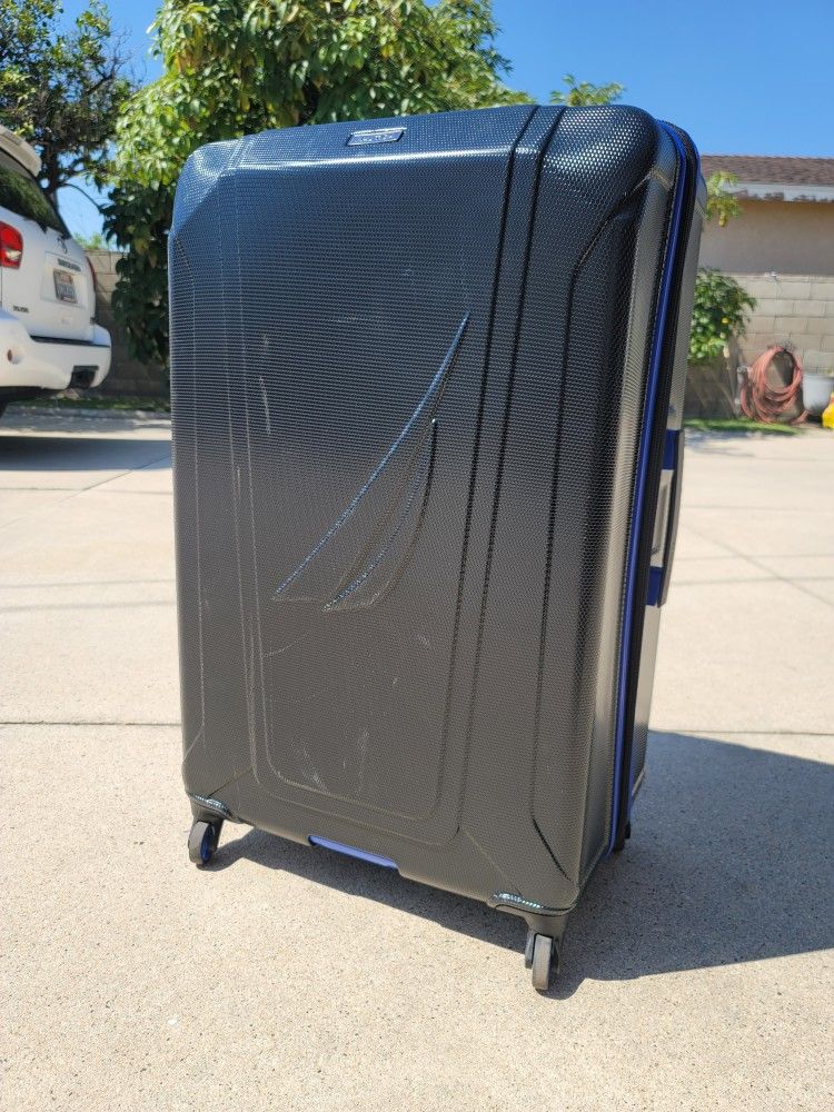 Nautica Hardside Spinner Luggage