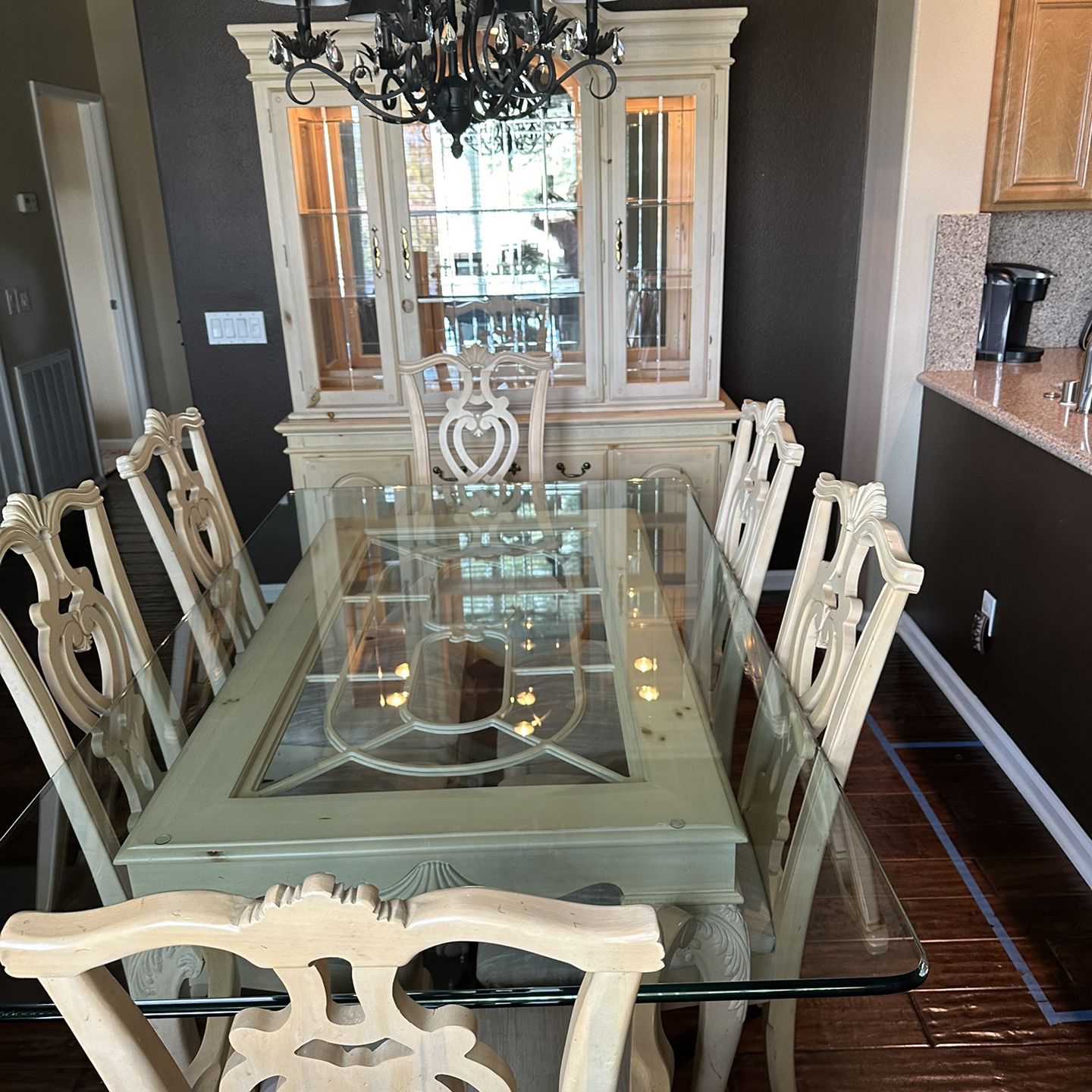 Dining Room Table, 6 Chairs  and Hutch