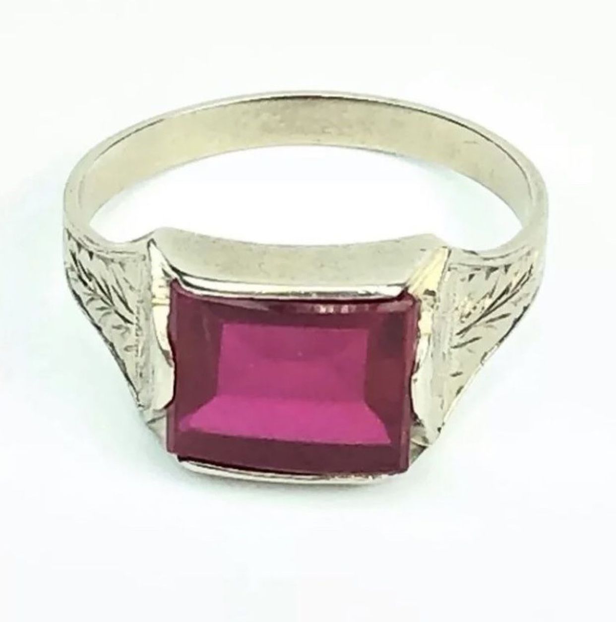 14kt Vintage White Gold large lab Red Sapphire 