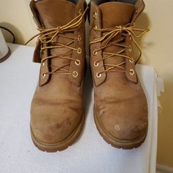 Timberland Boots - Men's Size 10M