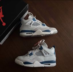 Jordan 4 “Blue Military “ Size 8.5