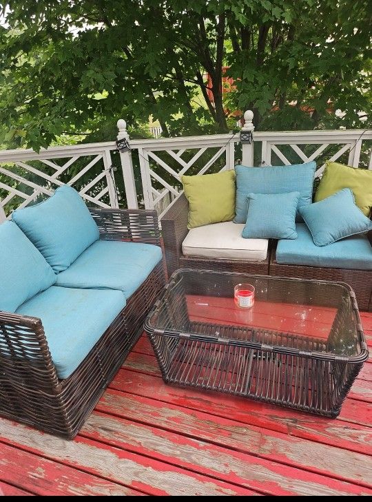 Outdoor Furniture 3 Pieces & Pillows