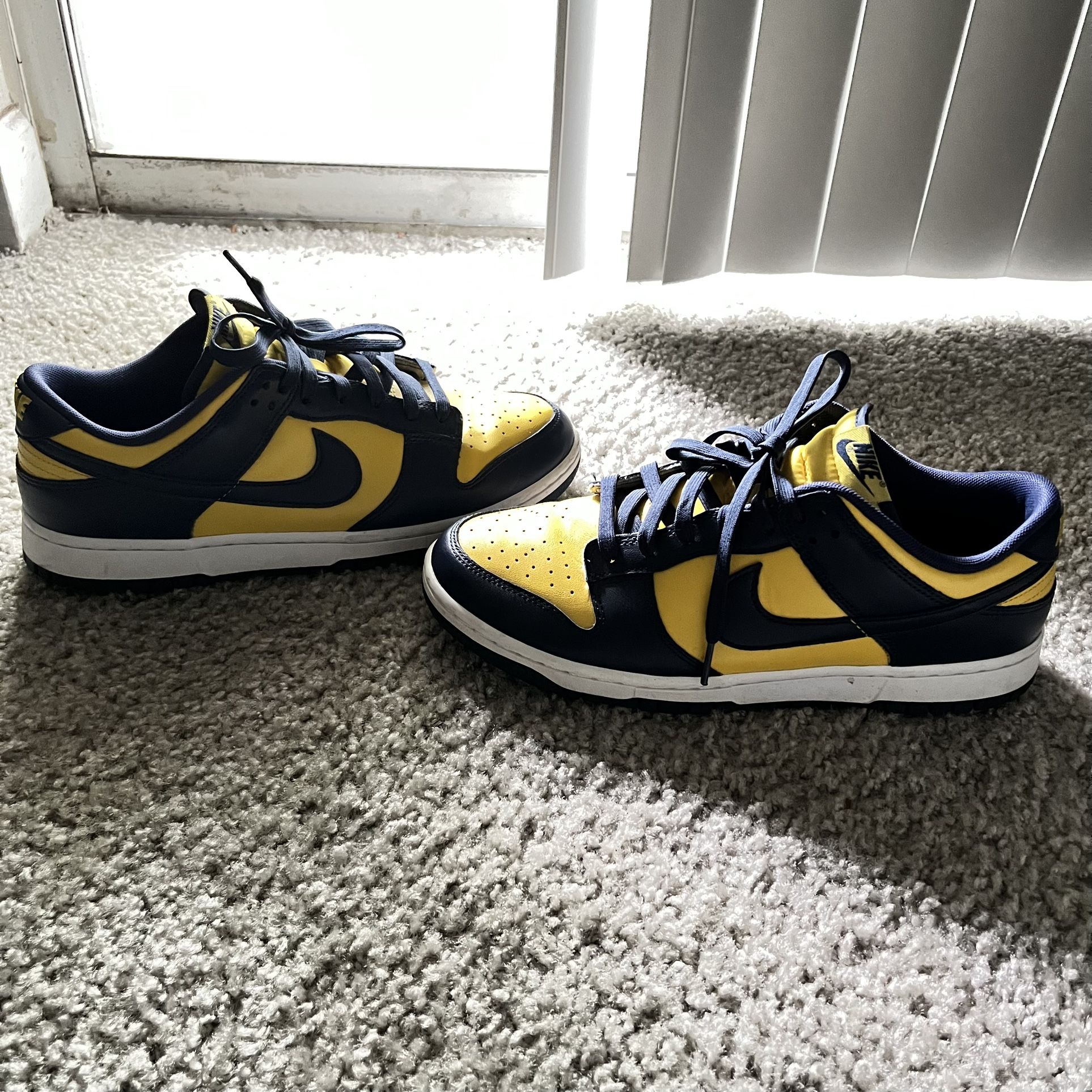 “Michigan” Nike Dunk Lows