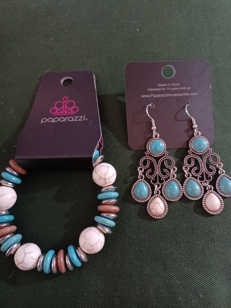 Very Nice Silver Turquoise Bracelet & Matching Silver Turquoise Earrings 