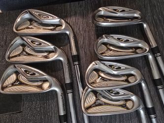 Taylormade R7 iron Set 4-PW Regular Flex +1/2 Inch 