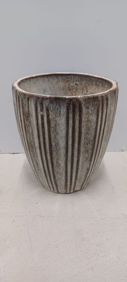 VINTAGE GLAZED CERAMIC PLANTER