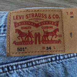 New Levi’s shorts 