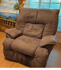 Free Recliner