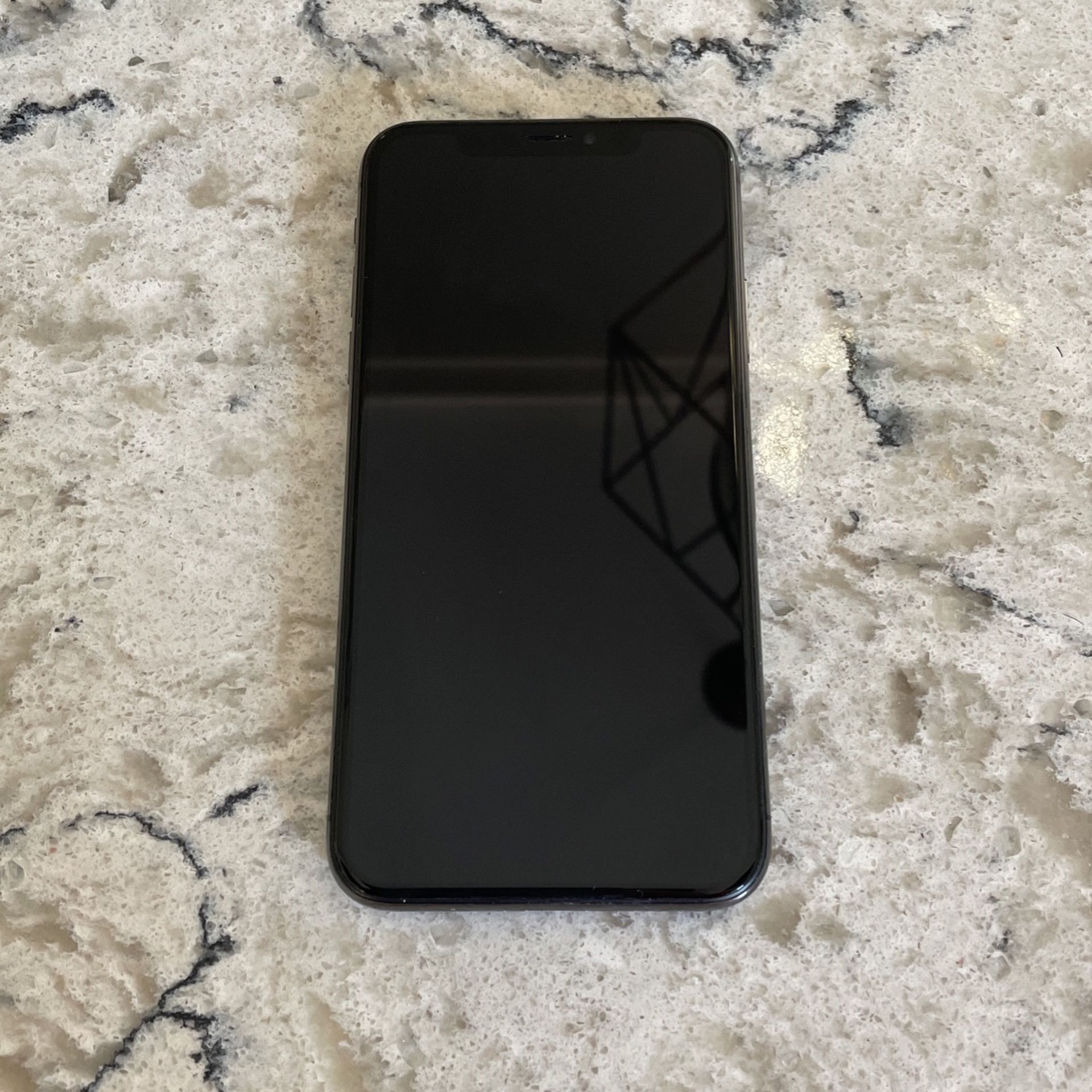 iPhone X Unlocked 64GB - No Issues!